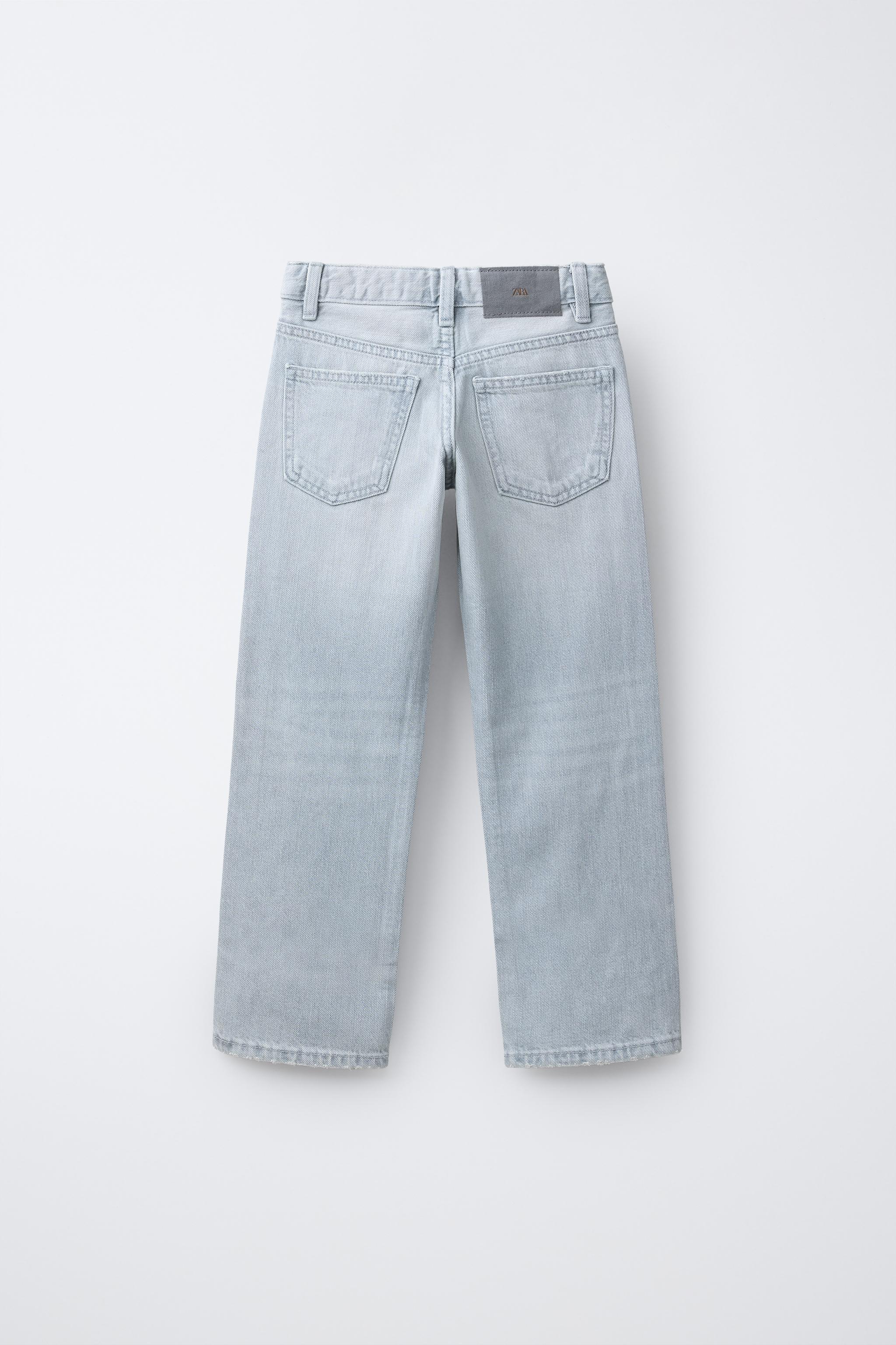 WIDE LEG JEANS WITH STUDS